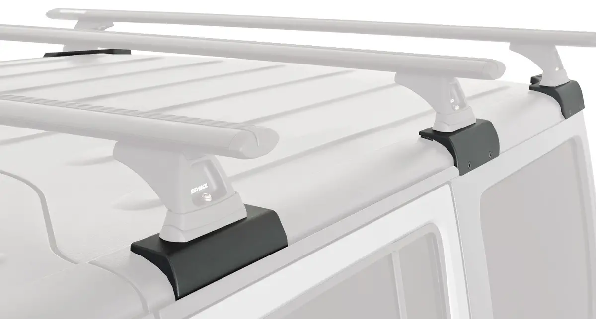 Rhino Rack Heavy Duty 3 Bar Backbone Roof Rack 1