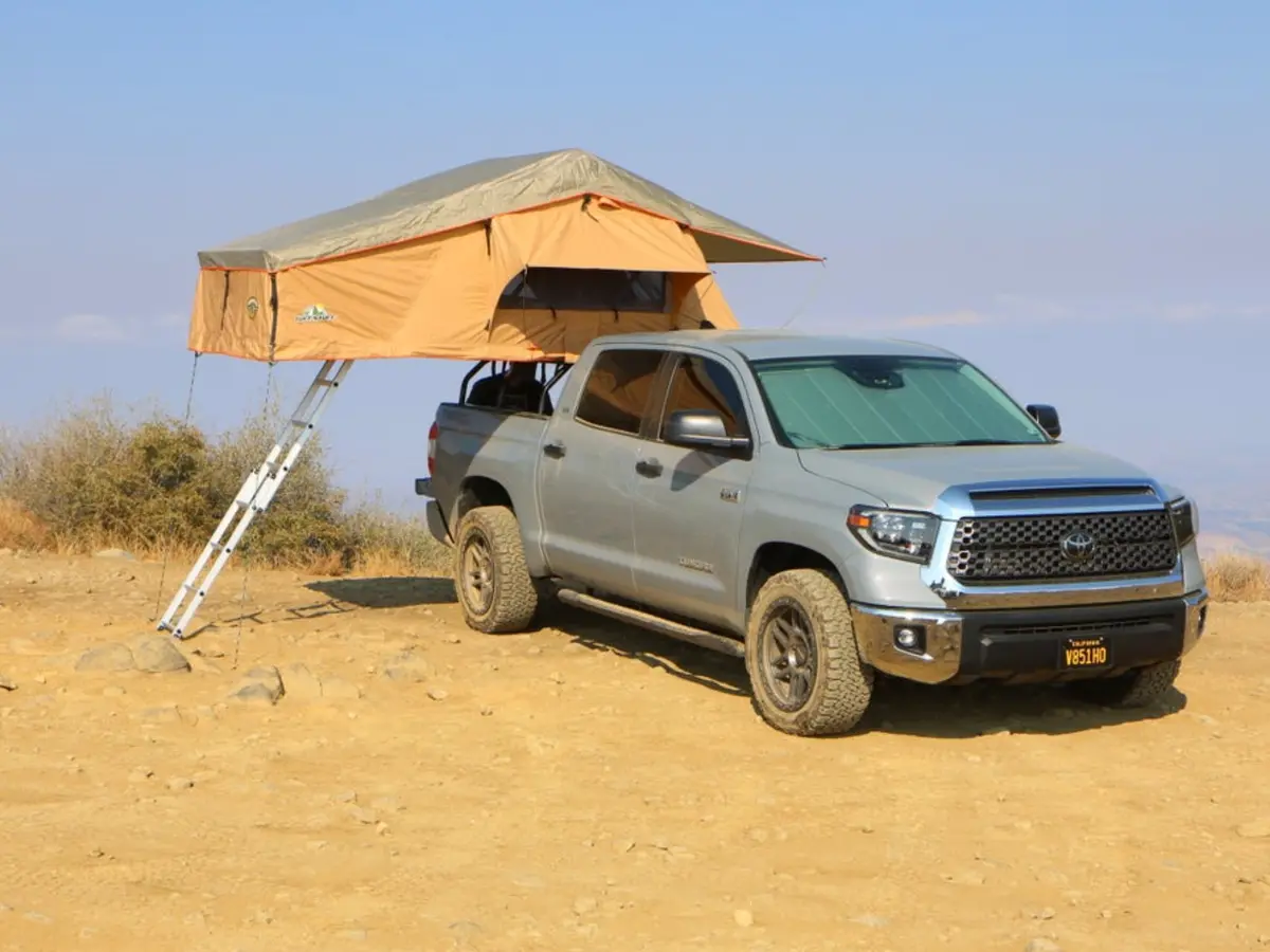 Tuff Stuff Ranger Roof Top Tent - 3 Person 1