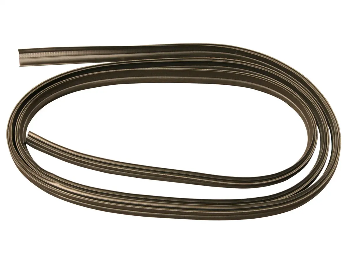 Drake Muscle D9az-5443720-A Trunk Weatherstrip Fits 83-93 Mustang 1