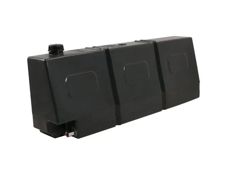 Front Runner Slanted Water Tank 1