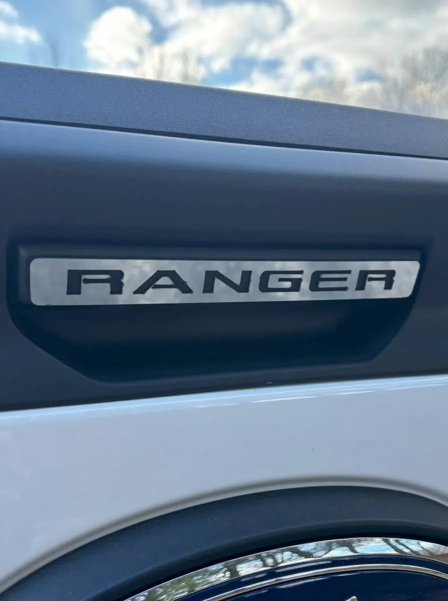 Qaa Polished Tailgate Handle Accent Trim 1Pc Fits 24-26 Ranger 1